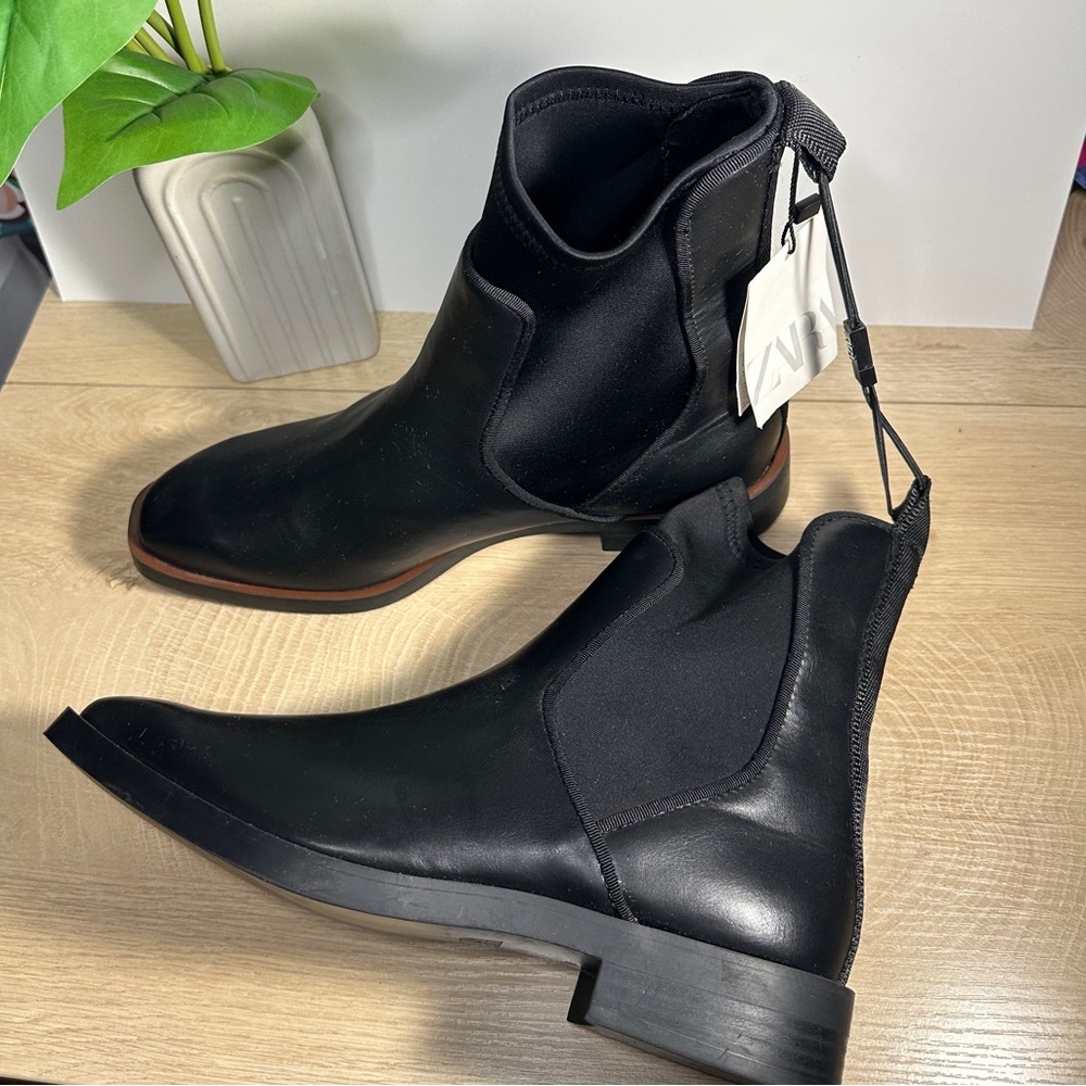 ZARA - Elastic Black Ankle Boots